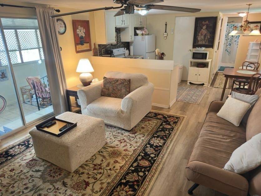 49 Hideaway Lane a Winter Haven, FL Mobile or Manufactured Home for Sale